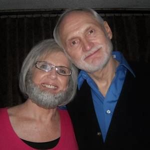 Meet your Posher, Leona